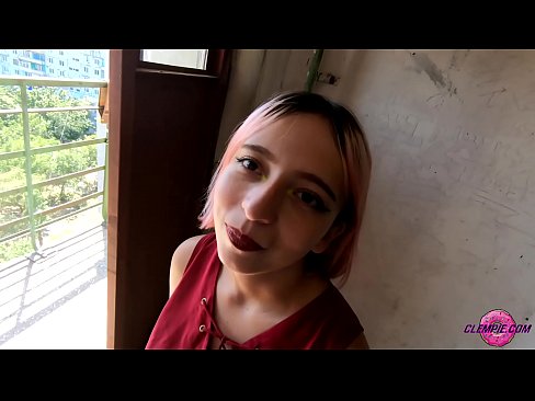 ❤️ סענסואַל תּלמיד סאַקס אַ פרעמדער אין די אָוטבאַקק - מיט זיין פּנים ️❌ רוסישע פּאָרן ביי yi.watchhentai.ru ❤